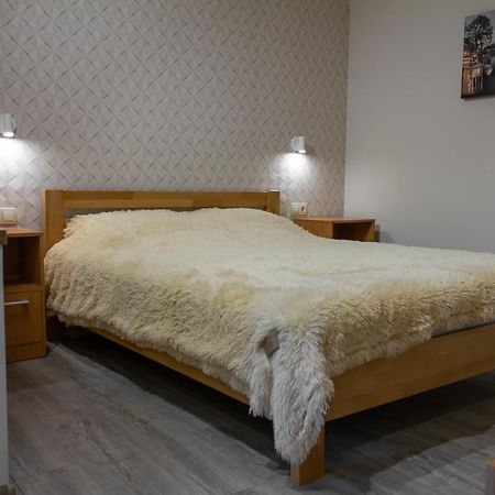 Уютная Vip-Студия В Центре. Vinnycja Esterno foto